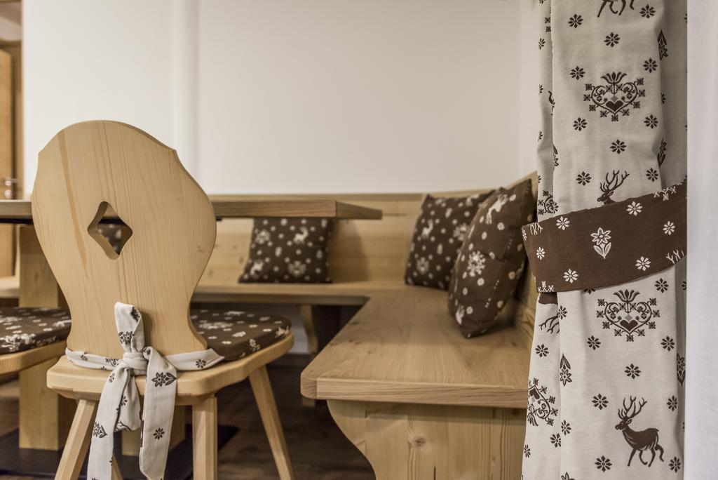Waldheim Appartements Bresanona Habitación foto